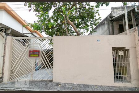 Casa à venda com 250m², 4 quartos e 4 vagasFachada