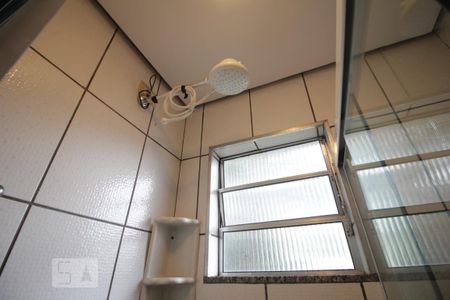 Casa para alugar com 36m², 1 quarto e 1 vagaChuveiro