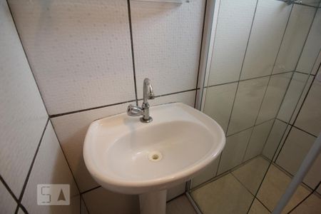 Pia de casa para alugar com 1 quarto, 36m² em Jardim Ana Maria, São Paulo