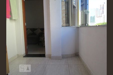 Apartamento à venda com 130m², 3 quartos e sem vagaÁrea de Serviço