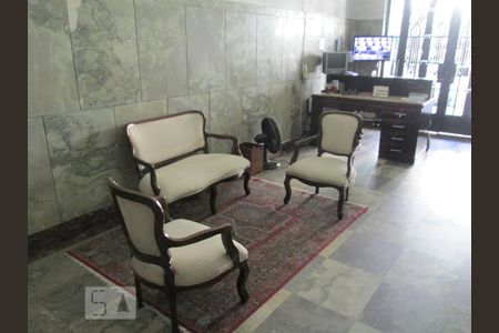Apartamento à venda com 130m², 3 quartos e sem vagaHall de Entrada