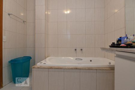 Apartamento à venda com 252m², 3 quartos e sem vagaBanheiro da suíte