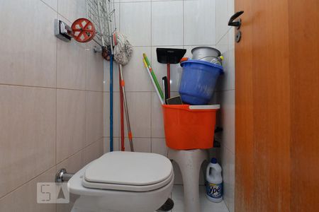 Apartamento à venda com 252m², 3 quartos e sem vagaBanheiro de serviço