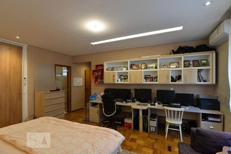 Apartamento à venda com 252m², 3 quartos e sem vagaSuíte