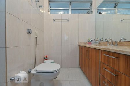 Apartamento à venda com 252m², 3 quartos e sem vagaBanheiro