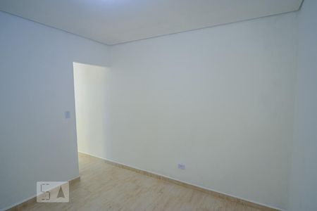 Quarto de kitnet/studio para alugar com 1 quarto, 26m² em Belenzinho, São Paulo