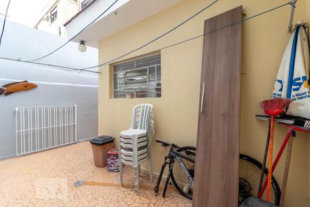 Casa à venda com 175m², 2 quartos e 2 vagasQuintal dos Fundos