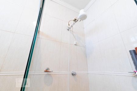 Casa à venda com 175m², 2 quartos e 2 vagasBanheiro da Suíte 1 - Chuveiro Elétrico