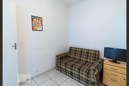 Casa à venda com 175m², 2 quartos e 2 vagasSuíte 2