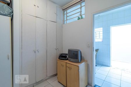 Casa à venda com 175m², 2 quartos e 2 vagasSuíte 2