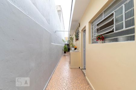 Casa à venda com 175m², 2 quartos e 2 vagasCorredor Externo