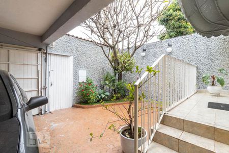 Casa à venda com 175m², 2 quartos e 2 vagasGaragem/Quintal Frontal