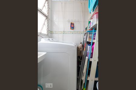 Apartamento à venda com 75m², 2 quartos e 1 vagaÁrea de Serviço