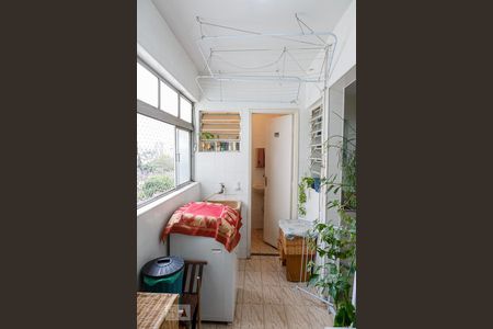 Apartamento à venda com 72m², 1 quarto e 1 vagaÁrea de Serviço