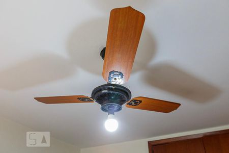 Apartamento à venda com 72m², 1 quarto e 1 vagaVentilador de Teto