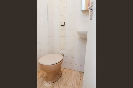 Apartamento à venda com 72m², 1 quarto e 1 vagaBanheiro de Serviço