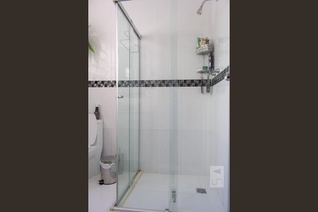 Apartamento à venda com 82m², 2 quartos e sem vagaBanheiro