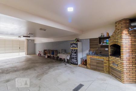 Casa à venda com 247m², 3 quartos e 4 vagas Casa à venda com 247m², 3 quartos e 4 vagasChurrasqueira