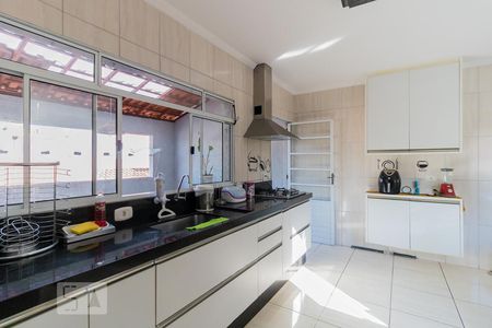 Casa à venda com 247m², 3 quartos e 4 vagas Casa à venda com 247m², 3 quartos e 4 vagasCozinha
