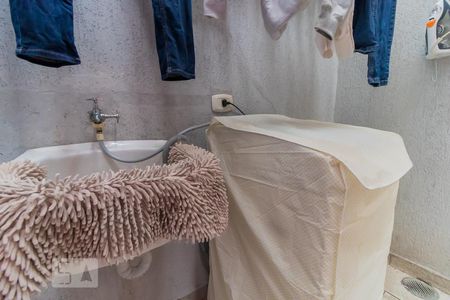 Casa à venda com 247m², 3 quartos e 4 vagas Casa à venda com 247m², 3 quartos e 4 vagasÁrea de Serviço