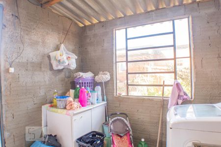 Casa à venda com 200m², 4 quartos e 2 vagas Casa à venda com 200m², 4 quartos e 2 vagasLavanderia