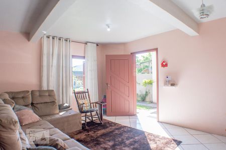 Sala de estar de casa à venda com 4 quartos, 200m² em Feitoria, São Leopoldo