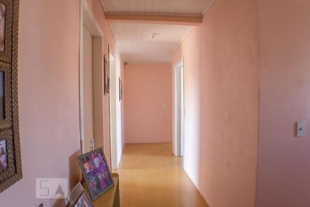 Casa à venda com 200m², 4 quartos e 2 vagas Casa à venda com 200m², 4 quartos e 2 vagasCorredor