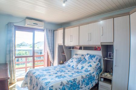 Casa à venda com 200m², 4 quartos e 2 vagas Casa à venda com 200m², 4 quartos e 2 vagasSuite