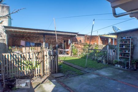 Casa à venda com 200m², 4 quartos e 2 vagas Casa à venda com 200m², 4 quartos e 2 vagasPátio fundos