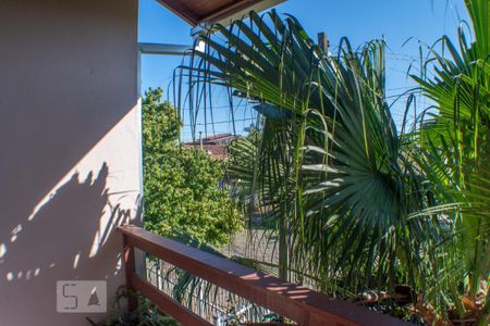 Casa à venda com 200m², 4 quartos e 2 vagas Casa à venda com 200m², 4 quartos e 2 vagasQuarto 2 varanda