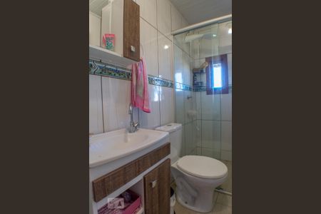 Casa à venda com 200m², 4 quartos e 2 vagas Casa à venda com 200m², 4 quartos e 2 vagasBanheiro