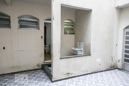 Casa à venda com 102m², 3 quartos e 2 vagas Casa à venda com 102m², 3 quartos e 2 vagasQuintal