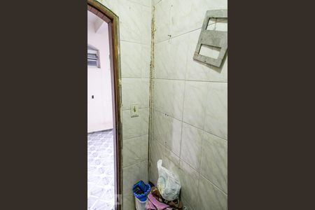 Casa à venda com 102m², 3 quartos e 2 vagas Casa à venda com 102m², 3 quartos e 2 vagasQuintal - Despensa