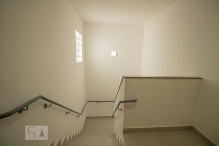 Apartamento para alugar com 52m², 2 quartos e sem vagaÁrea Comum - Escada