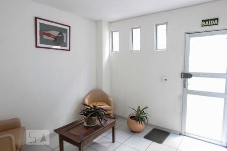 Hall de Entrada de apartamento à venda com 2 quartos, 120m² em Serra, Belo Horizonte