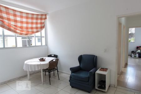 Sala de apartamento à venda com 2 quartos, 120m² em Serra, Belo Horizonte