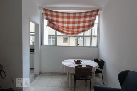 Sala de apartamento à venda com 2 quartos, 120m² em Serra, Belo Horizonte