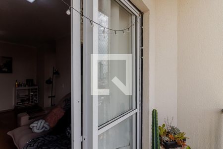 Sacada  de apartamento à venda com 2 quartos, 49m² em Vila Firmiano Pinto, São Paulo