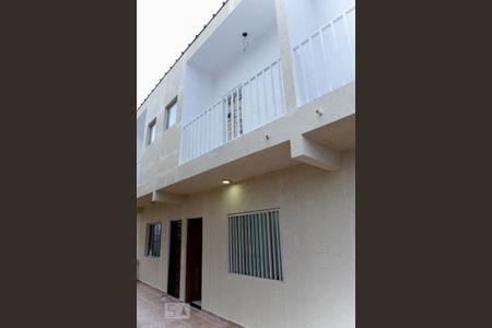 Casa de condomínio para alugar com 120m², 2 quartos e 2 vagasFachada