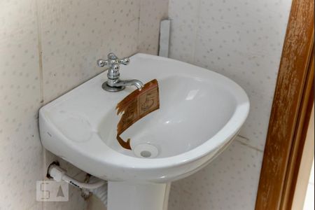 Casa de condomínio para alugar com 120m², 2 quartos e 2 vagasBanheiro da Suite 2