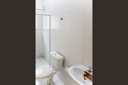 Casa de condomínio para alugar com 120m², 2 quartos e 2 vagasBanheiro da Suite 2