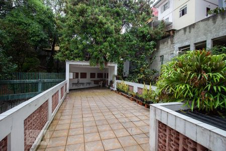 Studio para alugar com 140m², 3 quartos e sem vagaQuintal