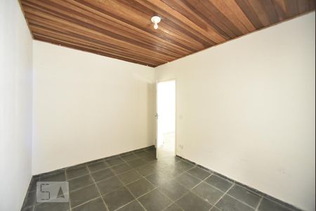 Quarto 2 de casa para alugar com 2 quartos, 110m² em Vila Prudente, São Paulo