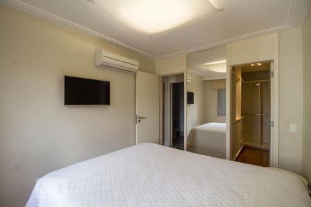 Quarto 1 de apartamento para alugar com 2 quartos, 72m² em Aclimação, São Paulo