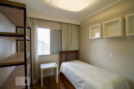 Quarto 2 de apartamento para alugar com 2 quartos, 72m² em Aclimação, São Paulo