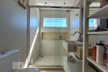 Casa à venda com 158m², 3 quartos e 3 vagasBanheiro suíte