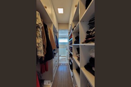 Casa à venda com 158m², 3 quartos e 3 vagasQuarto Suíte