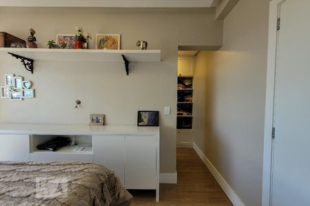 Casa à venda com 158m², 3 quartos e 3 vagasQuarto Suíte