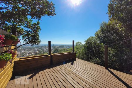 Casa à venda com 158m², 3 quartos e 3 vagasÁrea comum