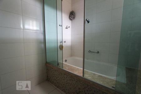 Apartamento à venda com 125m², 3 quartos e 1 vagaBanheiro 2